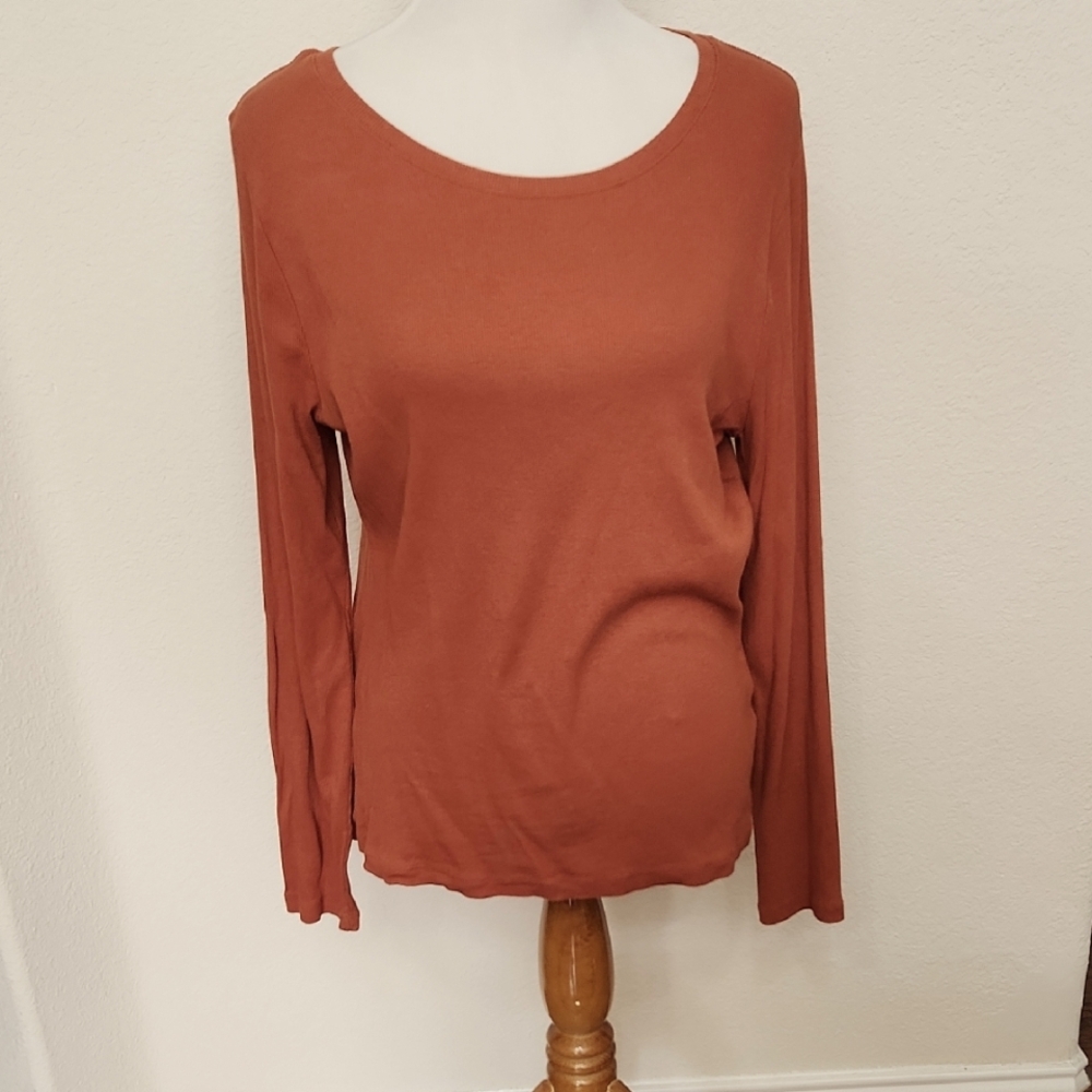 Large Long Sleeve Rib Knit Shirt